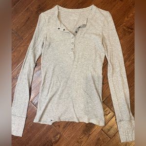 Tight Light Gray Long Sleeve Aerie Shirt With Top Bottons